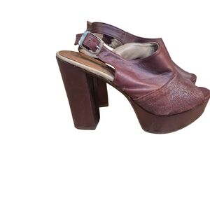 Ana Clara Size 8 Burgundy Platform Heels